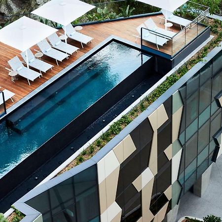 Готель Crystalbrook Vincent Брісбен Екстер'єр фото The hotel's rooftop pool